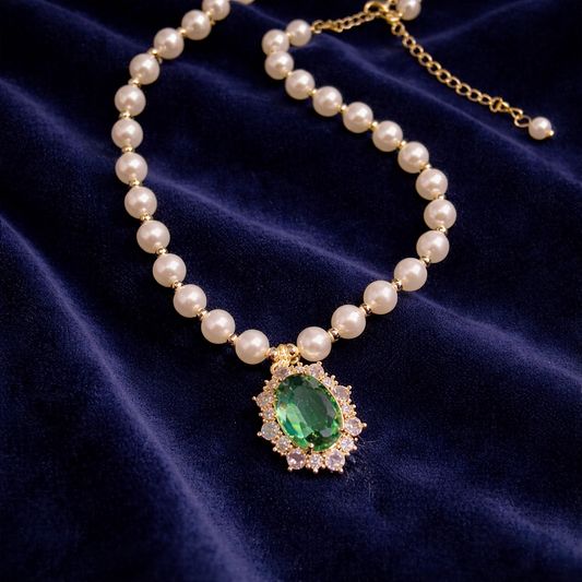 Emerald Empress Pearl Necklace
